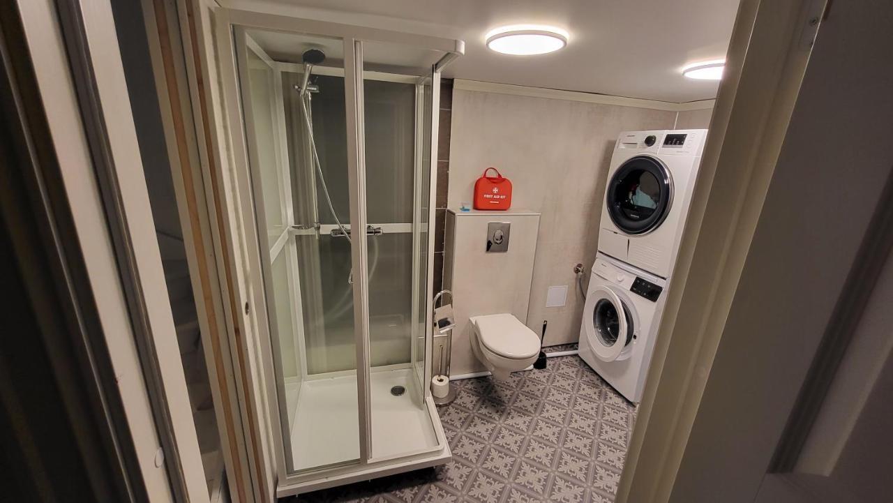 סטוונגר Fin Leilighet I Stille Og Rolig Omrade Med Gratis Privat Parkering! מראה חיצוני תמונה